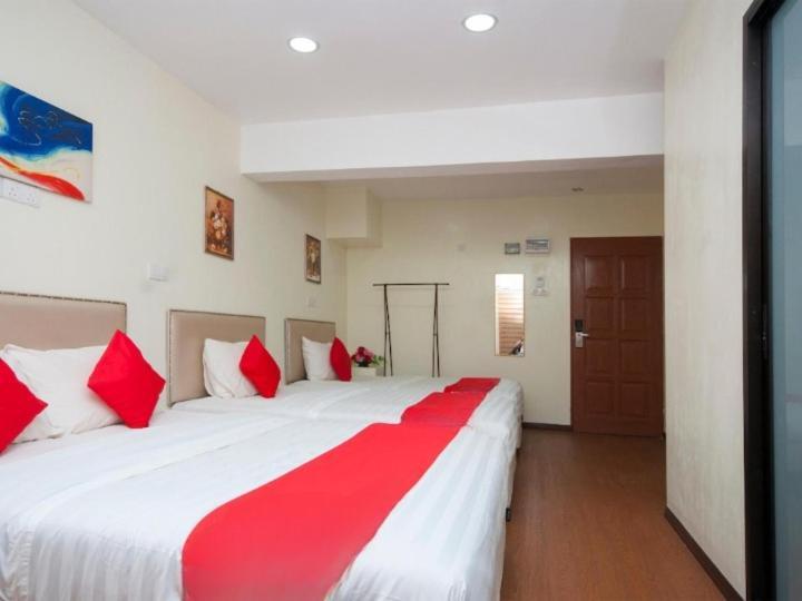 OYO 881 Bintang Square Hotel Kubang Kerian Esterno foto